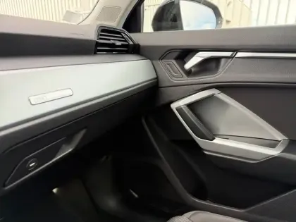 Photo 39 Audi Q3  35 TFSI 150 ch