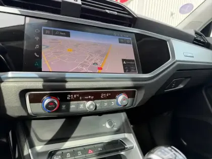 Photo 37 Audi Q3  35 TFSI 150 ch