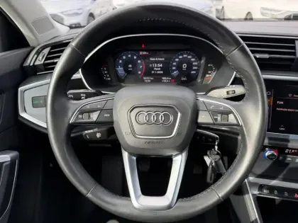 Photo 31 Audi Q3  35 TFSI 150 ch