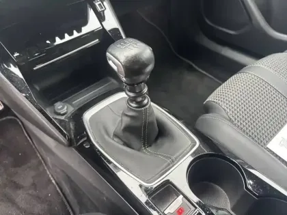 Photo 13 Peugeot 2008  BlueHDi 110 S&S BVM6