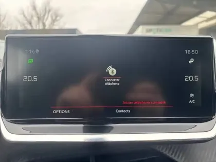 Photo 21 Peugeot 2008  BlueHDi 110 S&S BVM6