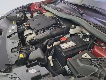 Photo 38 Peugeot 2008  BlueHDi 110 S&S BVM6