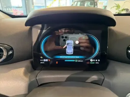 Photo 9 Leapmotor T03 