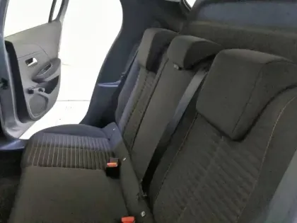 Photo 7 Peugeot 208  Electrique 50 kWh 136ch