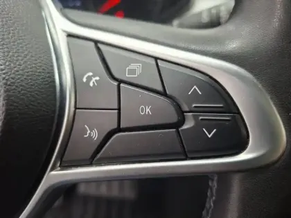 Photo 32 Renault Clio  SOCIETE BLUE DCI 100