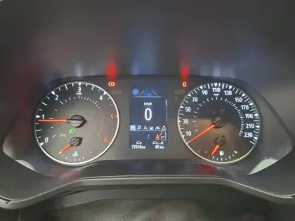 Photo 75 Renault Clio Gén. V (BJA) Ph1 Business 5