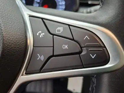 Photo 74 Renault Clio Gén. V (BJA) Ph1 Business 5