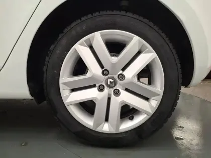 Photo 59 Renault Clio Gén. V (BJA) Ph1 Business 5