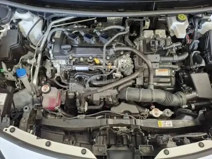 Photo 110 Toyota Yaris  Cross Hybride 116h 2WD