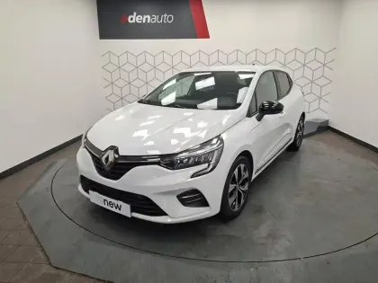 Photo 38 Renault Clio  SOCIETE BLUE DCI 100