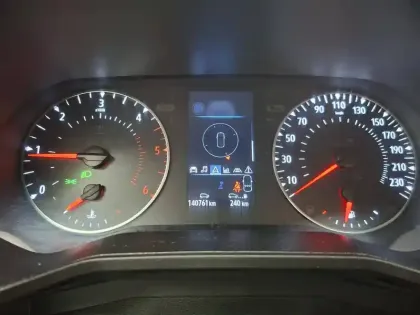 Photo 34 Renault Clio  SOCIETE BLUE DCI 100