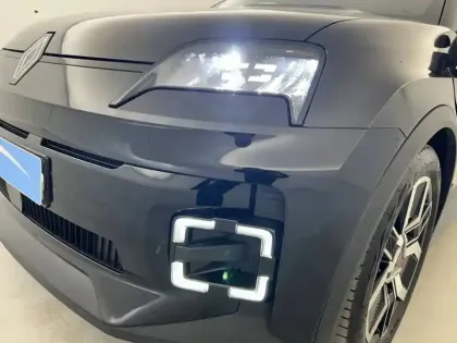 Photo 29 Renault 5 Renault  E-Tech Electrique 10 ch autonomie confort