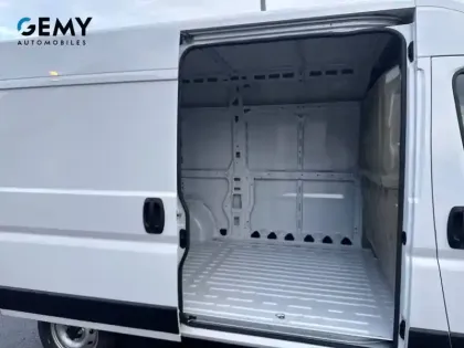 Photo 9 Peugeot Boxer  FGN TOLE 3.5 T D L2H2 140 CH MANUELLE
