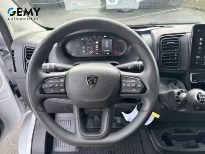 Photo 32 Peugeot Boxer  FGN TOLE 3.5 T D L2H2 140 CH MANUELLE