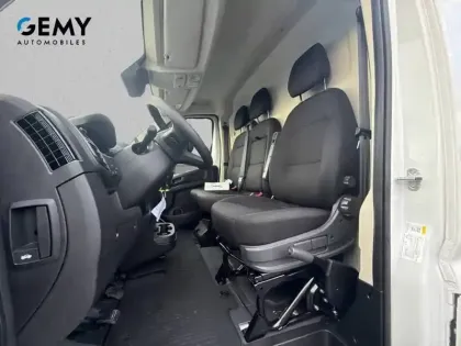 Photo 29 Peugeot Boxer  FGN TOLE 3.5 T D L2H2 140 CH MANUELLE