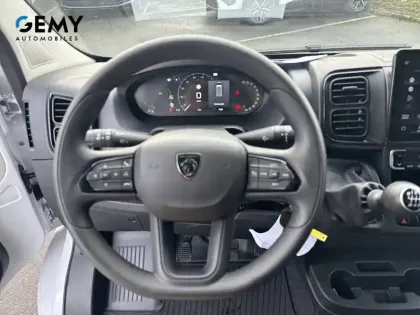 Photo 11 Peugeot Boxer  FGN TOLE 3.5 T D L2H2 140 CH MANUELLE