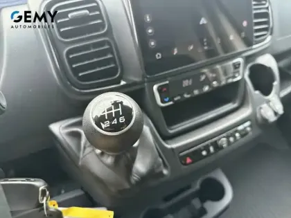 Photo 19 Peugeot Boxer  FGN TOLE 3.5 T D L2H2 140 CH MANUELLE