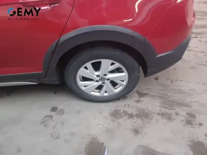 Photo 10 Volkswagen Taigo  1.0 TSI 110 DSG7