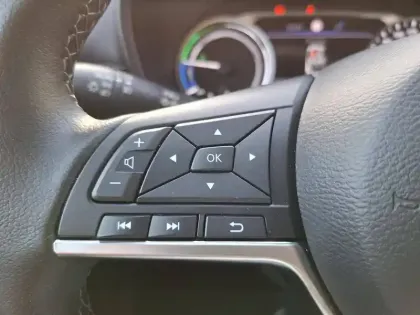 Photo 16 Nissan Juke  HYBRID 143