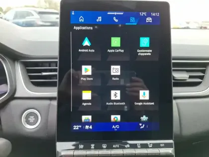 Photo 79 Renault Symbioz  E-Tech full hybrid 145