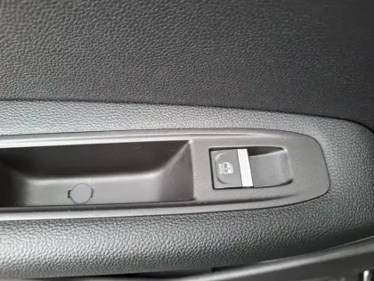 Photo 84 Renault Symbioz  E-Tech full hybrid 145