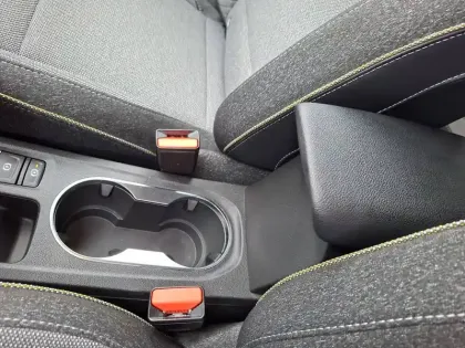 Photo 38 Renault Symbioz  E-Tech full hybrid 145