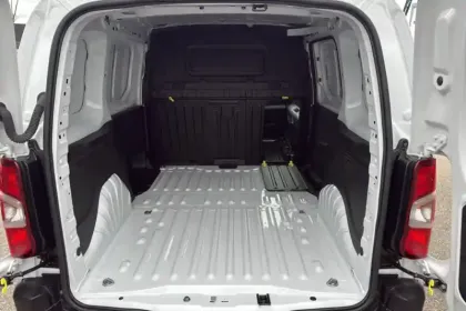 Photo 13 Peugeot Partner  FOURGON M 650 KG BLUEHDI 100 S&S BVM6