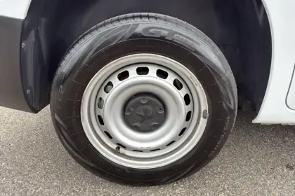 Photo 10 Peugeot Partner  FOURGON M 650 KG BLUEHDI 100 S&S BVM6