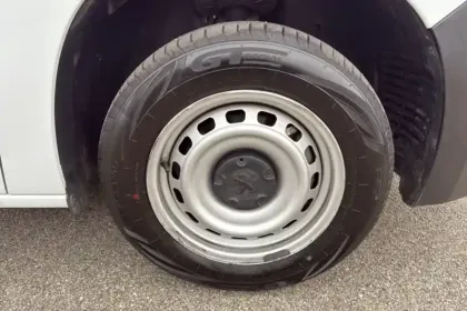 Photo 11 Peugeot Partner  FOURGON M 650 KG BLUEHDI 100 S&S BVM6