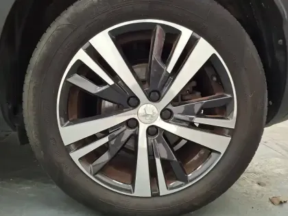 Photo 28 Peugeot 3008  BlueHDi 130ch S&S BVM6