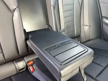 Photo 50 BMW Serie 3 330e xDrive 292 ch BVA8