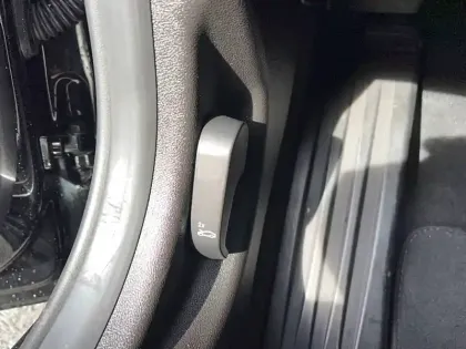 Photo 43 BMW Serie 3 330e xDrive 292 ch BVA8