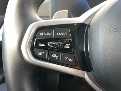 Photo 25 BMW Serie 3 330e xDrive 292 ch BVA8