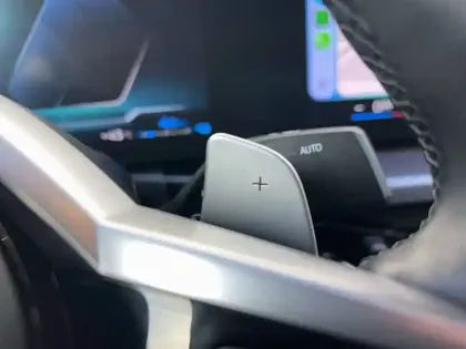 Photo 26 BMW Serie 3 330e xDrive 292 ch BVA8