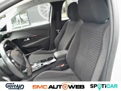 Photo 8 Peugeot 208  Electrique 50 kWh 136ch