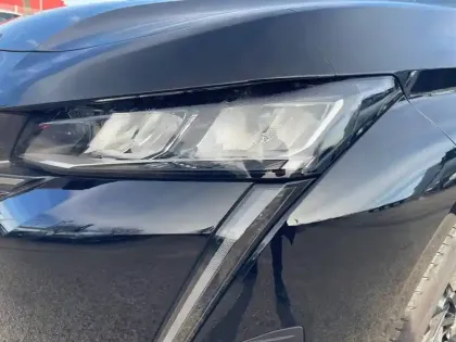 Photo 10 Peugeot 308  Hybrid 145 e-DCS6