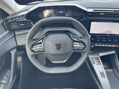 Photo 15 Peugeot 308  Hybrid 145 e-DCS6