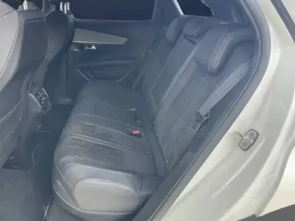 Photo 14 Peugeot 3008  Hybrid 225 e-EAT8