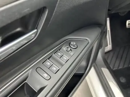 Photo 17 Peugeot 3008  BlueHDi 130ch S&S EAT8