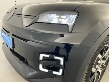 Photo 48 Renault 5 Renault  E-Tech Electrique 10 ch autonomie confort
