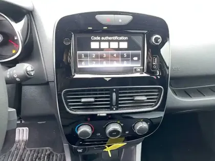 Photo 11 Renault Clio  TCe 75 E6C