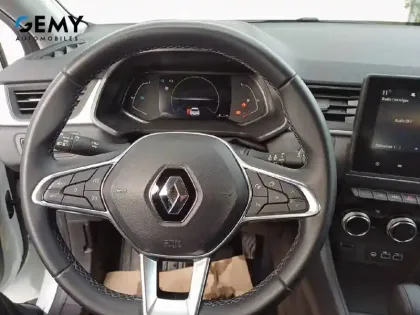 Photo 14 Renault Captur  E-Tech full hybrid 145
