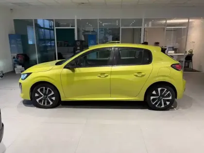 Photo 95 Peugeot 208  100 S&S BVM6