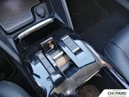 Photo 36 Citroën C4 e- 136 ch Automatique