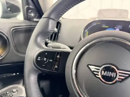 Photo 35 Mini Mini Countryman 125 - 95 ch ALL4 BVA6