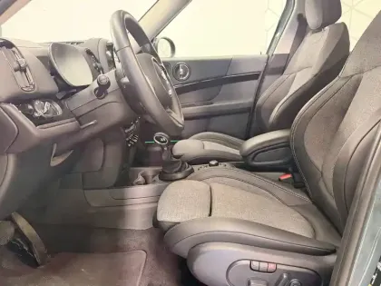 Photo 11 Mini Mini Countryman 125 - 95 ch ALL4 BVA6