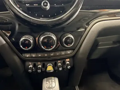 Photo 38 Mini Mini Countryman 125 - 95 ch ALL4 BVA6