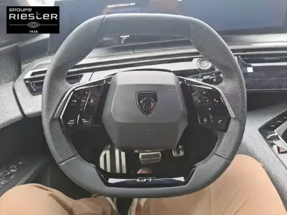 Photo 8 Peugeot 5008  Electrique 210 ch 73 kWh