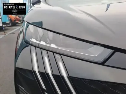 Photo 67 Peugeot 5008  Electrique 210 ch 73 kWh