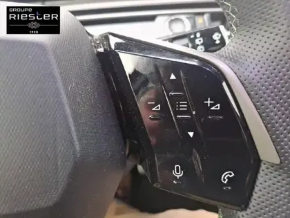 Photo 18 Peugeot 5008  Electrique 210 ch 73 kWh